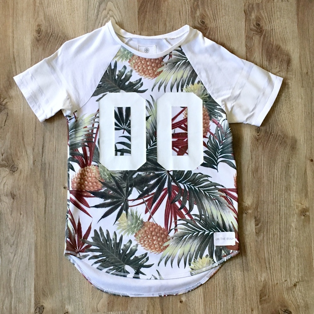 On The Byas Tropical Herb White Jersey Size Small
